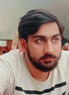 Ali Butt - Acompañantes masculino in Lahore Photo 1 of 1