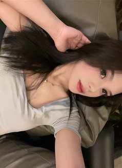 Ali Cordero - Transsexual escort in Makati City Photo 1 of 1