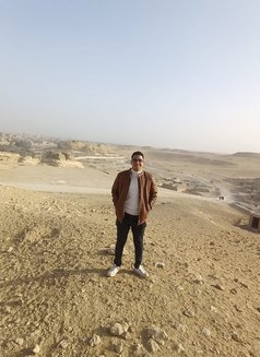 Ali El Alaraby - Male escort in Cairo Photo 7 of 10