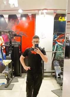 Ali El Alaraby - Male escort in Cairo Photo 3 of 14