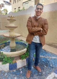 Ali El Alaraby - Acompañantes masculino in El-Mahalla El-Kubra Photo 2 of 3