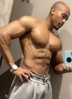 Ali - Male escort in Riyadh Photo 1 of 7