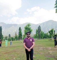 Ali Hassan - Acompañantes masculino in Lahore