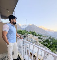 Ali Hassan - Acompañantes masculino in Lahore