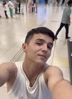 Ali - Acompañantes masculino in Dubai Photo 3 of 5