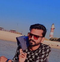 Ali Khan - Male escort in Karāchi