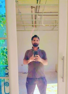 Ali Mughal - Male escort in Dubai Photo 5 of 6