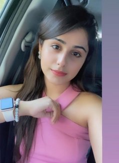 Ali Na - escort in Chennai Photo 3 of 3