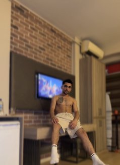 Ali Pro - Male escort in Dubai Photo 6 of 8