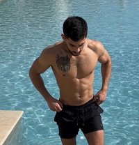 MAYK - Acompañantes masculino in Dubai