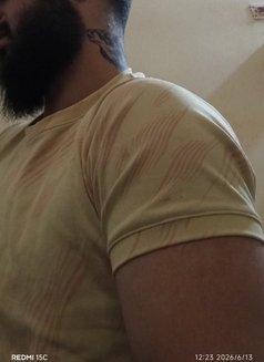 Ali - Acompañantes masculino in Beirut Photo 2 of 4