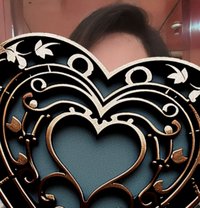 Alia Independent - puta in Ahmedabad