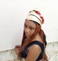 Alia - escort in Muscat