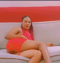 Alia - escort in Muscat