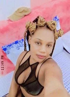 Alia - escort in Muscat Photo 5 of 5