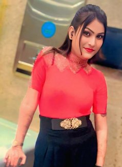 Alia Khan - Transsexual escort in Jaipur Photo 13 of 17