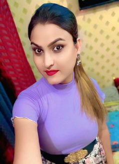 Alia Khan - Acompañantes transexual in New Delhi Photo 13 of 22