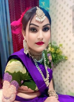Alia Khan - Acompañantes transexual in New Delhi Photo 20 of 22