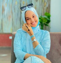 Alia - escort in Muscat