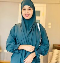 Alia - escort in Muscat