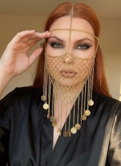 Alia - escort in İstanbul Photo 10 of 19