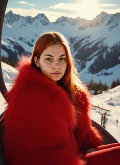 Alia - escort in İstanbul Photo 17 of 19