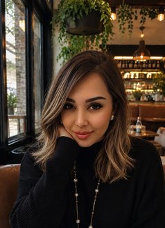🇹🇷 Alia 🇦🇿 - puta in Riyadh Photo 5 of 10