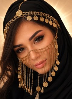 🇹🇷 Alia 🇦🇿 - puta in Riyadh Photo 6 of 10