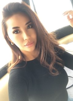 Alia - escort in Dubai Photo 7 of 7