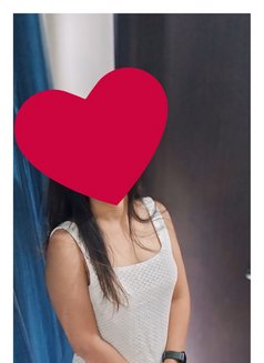 Alia Verified by MR - puta in Pune Photo 4 of 5