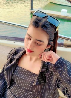 Aliaa - puta in Dubai Photo 6 of 7