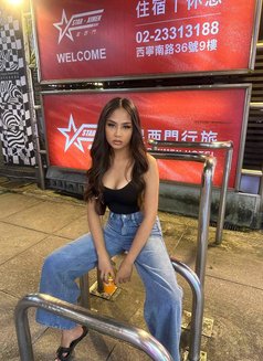Aliah Hot Babe - escort in Manila Photo 3 of 15