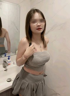 Alice 20yo (Sukhumvit 22) - escort in Bangkok Photo 6 of 11