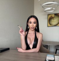 Alice best service - Acompañantes transexual in Dubai Photo 1 of 23