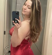Alice - escort in Toronto