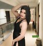Alice baby - Transsexual escort in Mumbai Photo 5 of 5