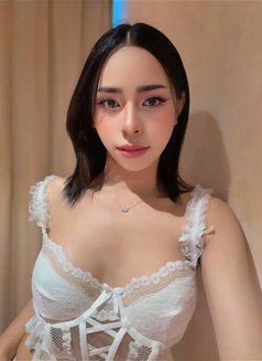 Alice Both 6 Inch Thailand - Acompañantes transexual in Abu Dhabi Photo 3 of 9