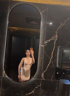 Alice Both 6 Inch Thailand - Acompañantes transexual in Abu Dhabi Photo 9 of 9