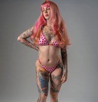 Alice - escort in Paris