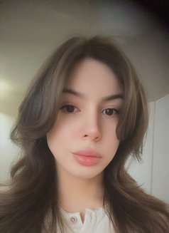 Alice DUTCH VENEZUELAN <3 - Male escort in Riyadh Photo 21 of 22