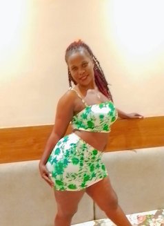 Alice - escort in Chandigarh Photo 4 of 5