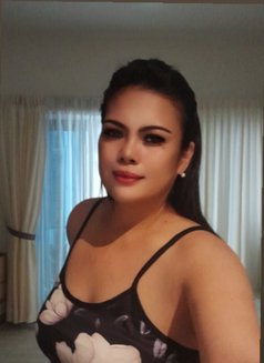 Alice - puta in Kuala Lumpur Photo 9 of 11