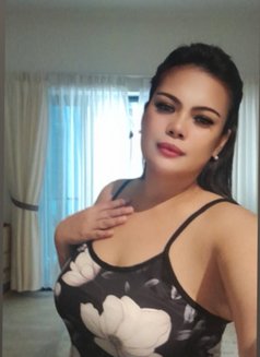 Alice - puta in Kuala Lumpur Photo 11 of 11