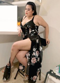 Alice - escort in Kuala Lumpur Photo 9 of 15