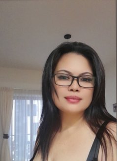 Alice - escort in Kuala Lumpur Photo 10 of 18