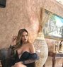 Alice - Transsexual escort in Singapore Photo 4 of 18