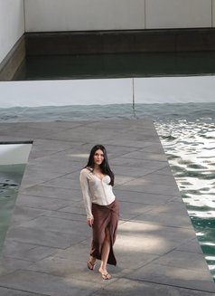 Alice in wander land - masseuse in Abu Dhabi Photo 26 of 27