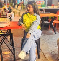 Alice - puta in Bhopal