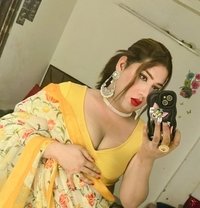 Alice - Transsexual escort in New Delhi