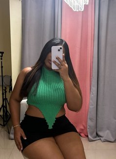 Alice - escort in Dammam Photo 1 of 2